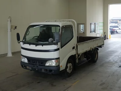 TOYOTA DYNA