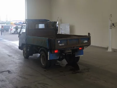 Mazda Titan