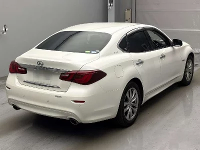 Nissan FUGA HYBRID
