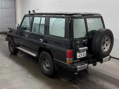 TOYOTA LAND CRUISER