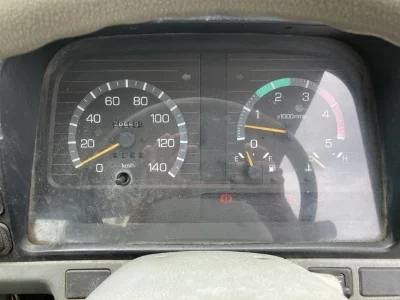 MITSUBISHI CANTER