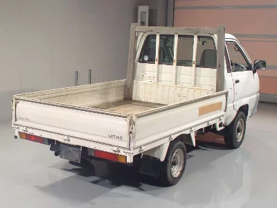 TOYOTA LITE ACE TRUCK