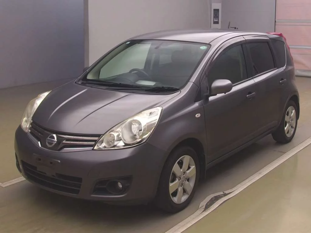 Nissan Note  с аукциона в Японии
