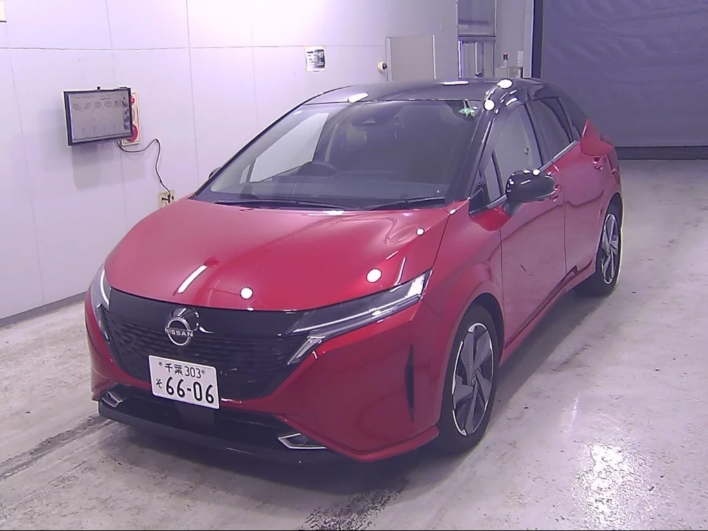 Nissan Aura  с аукциона в Японии