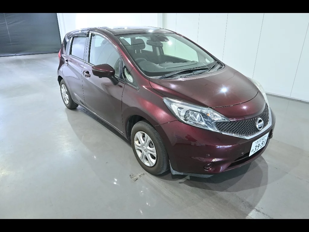 Nissan Note  с аукциона в Японии