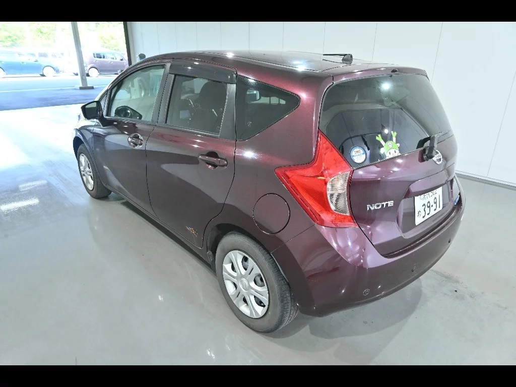 Nissan Note  с аукциона в Японии