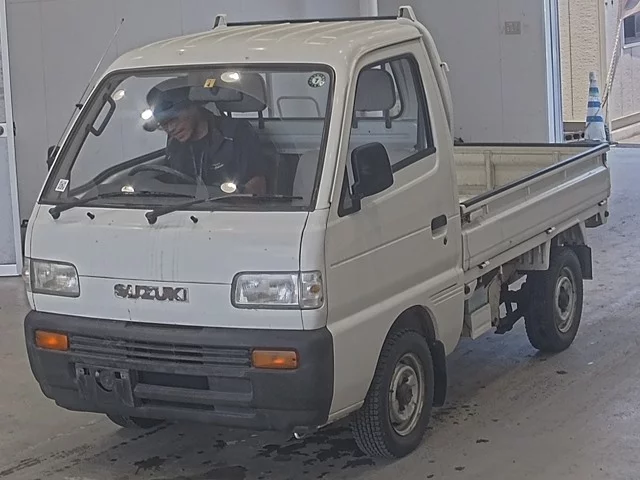 Suzuki CARRY  с аукциона в Японии