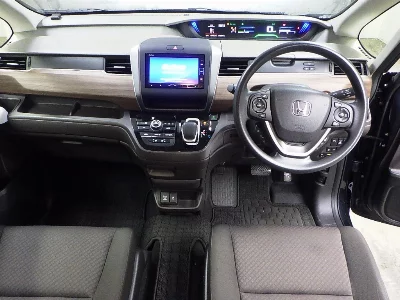 HONDA FREED+