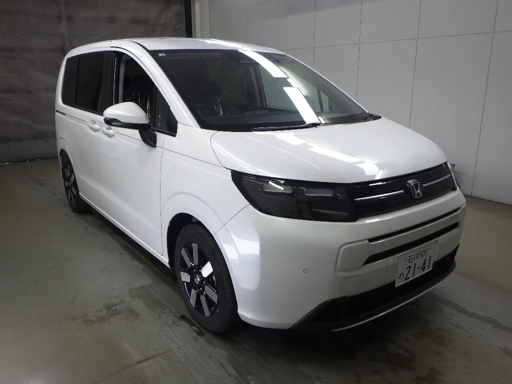 Honda Freed  с аукциона в Японии