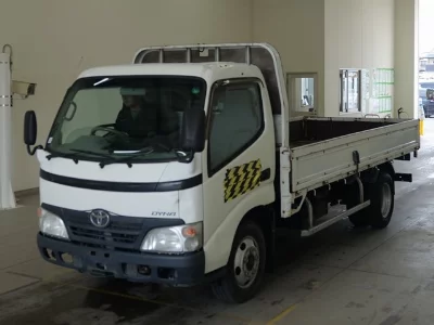 TOYOTA DYNA