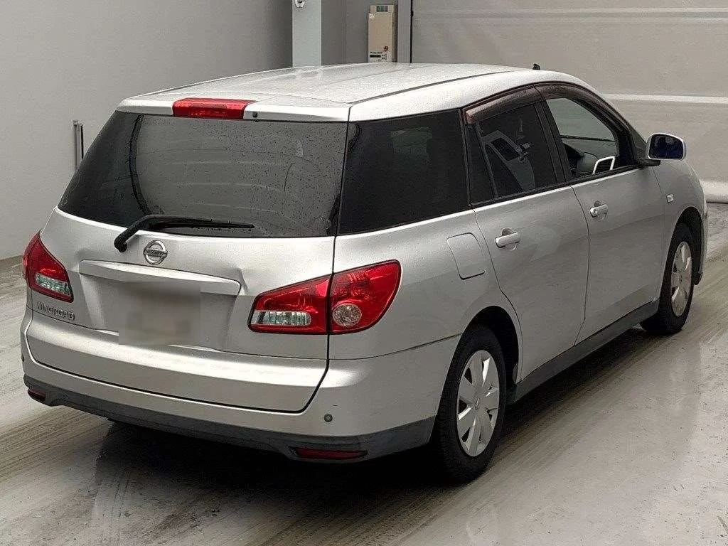 Nissan Wingroad  с аукциона в Японии