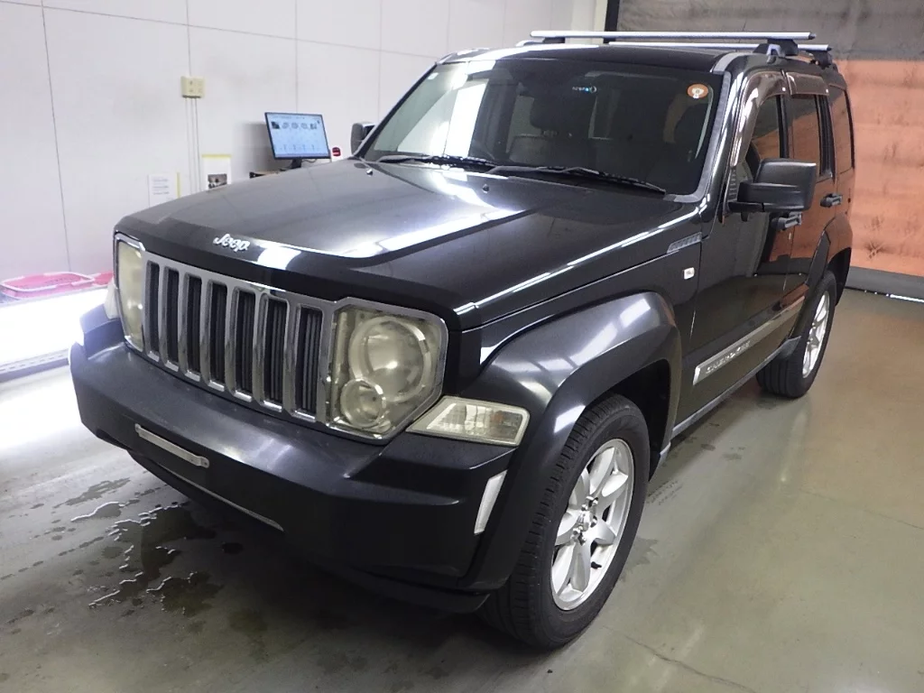 Jeep Cherokee  с аукциона в Японии