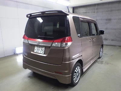 Mitsubishi Delica D:2
