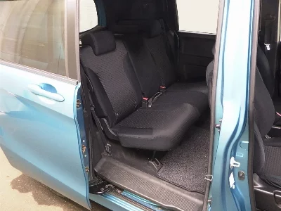HONDA FREED SPIKE