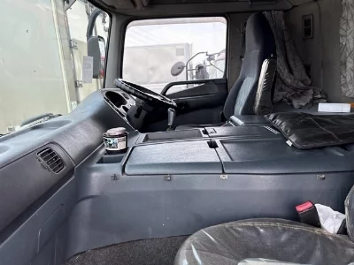 MITSUBISHI FUSO SUPER GREAT