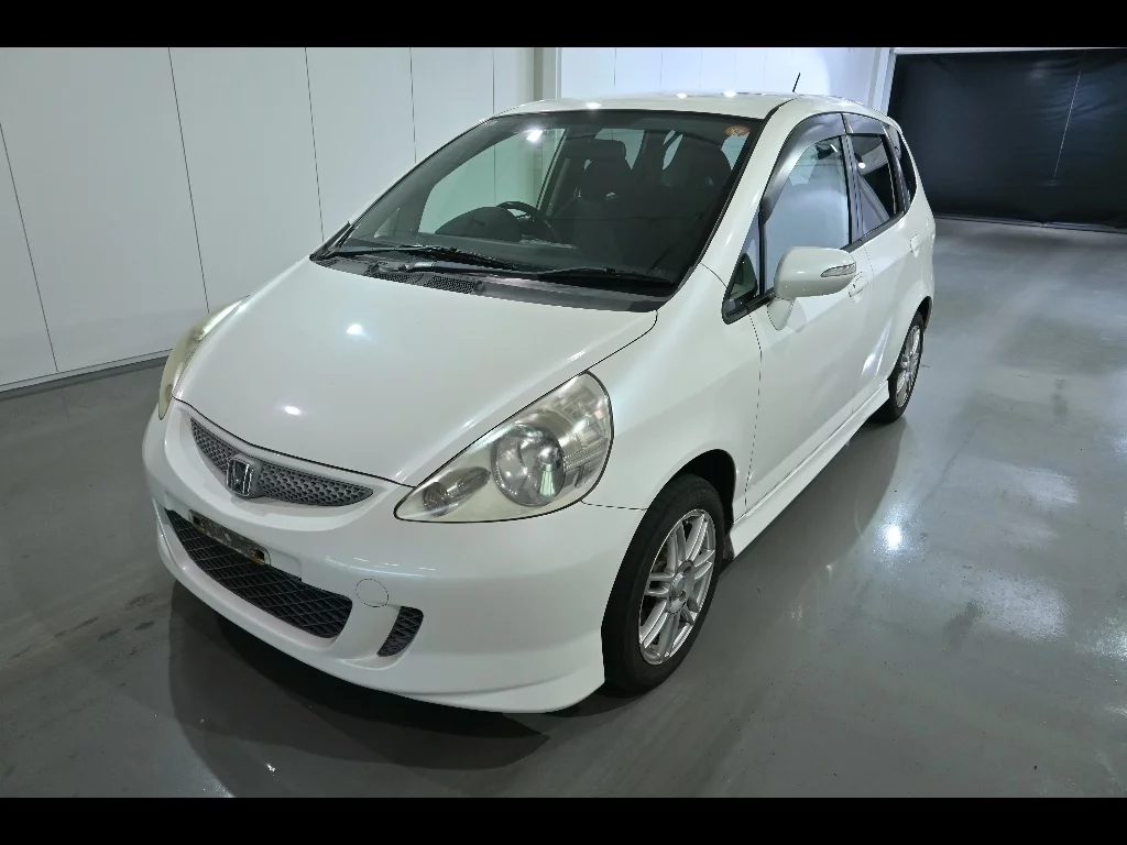 Honda Fit  с аукциона в Японии