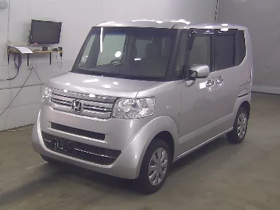 HONDA N BOX +