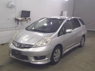 HONDA FIT SHUTTLE