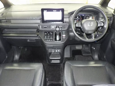 HONDA STEPWGN SPADA