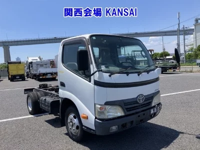 TOYOTA DYNA