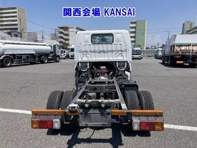 TOYOTA DYNA