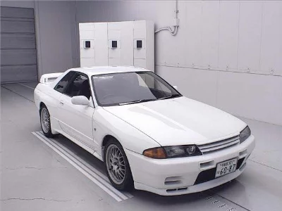 NISSAN SKYLINE
