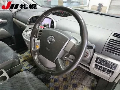 Nissan Presage