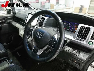 Honda STEPWGN SPADA