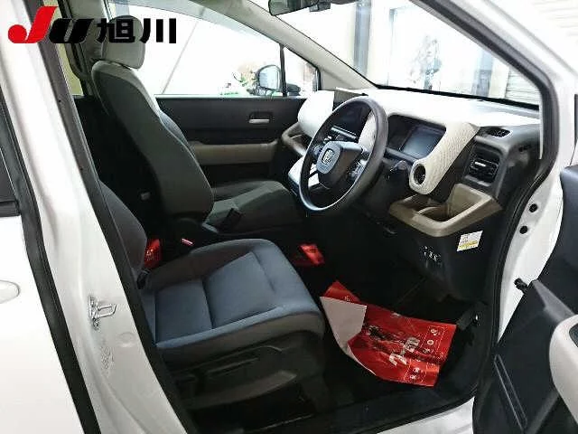 Honda Freed  с аукциона в Японии