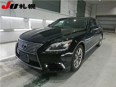 Lexus LS460