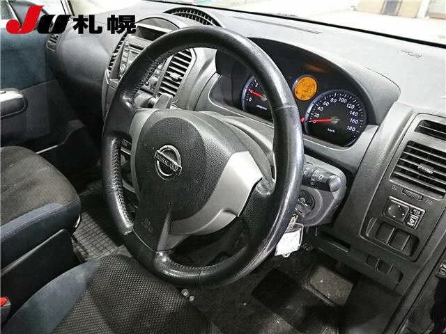 Nissan Lafesta  с аукциона в Японии