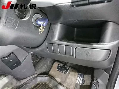 Subaru R2