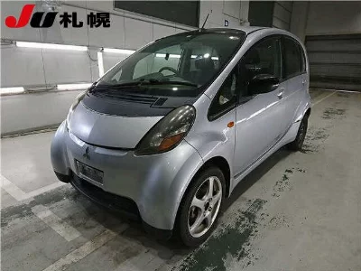Mitsubishi i