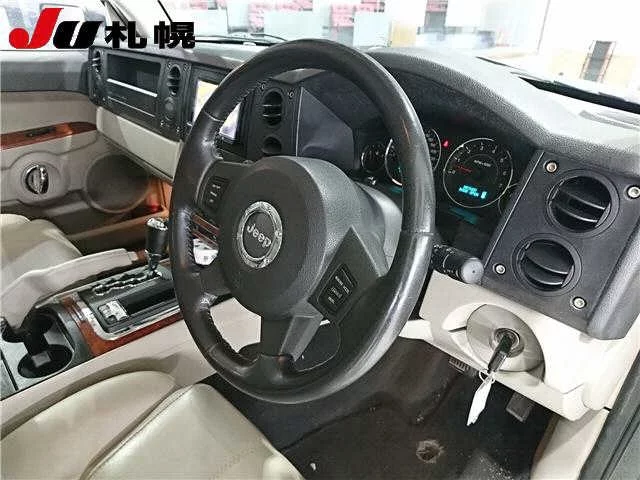 Jeep Commander  с аукциона в Японии