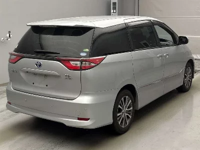 Toyota Estima Hybrid