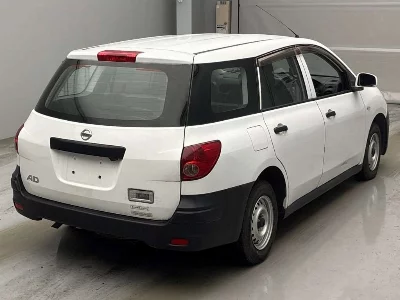 Nissan AD VAN
