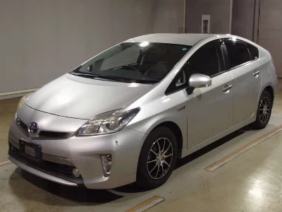 Toyota Prius PHV