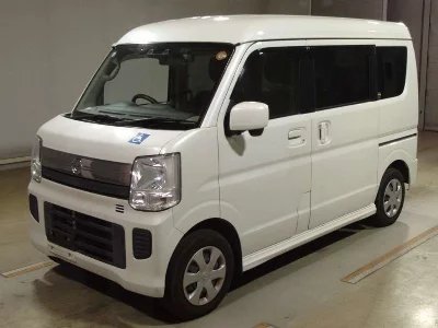 NISSAN NV100 CLIPPER RIO