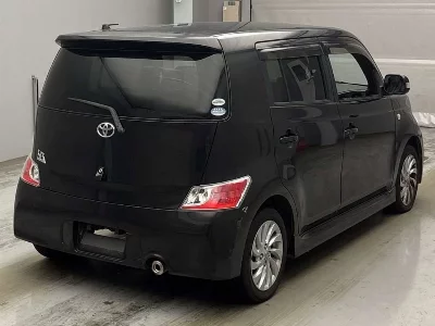 TOYOTA BB