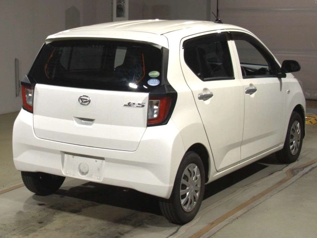 Daihatsu Mira e:S  с аукциона в Японии
