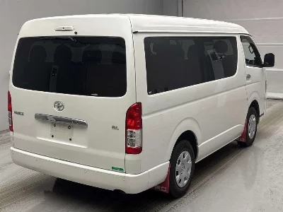 Toyota HIACE WAGON