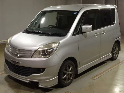 Mitsubishi Delica D:2