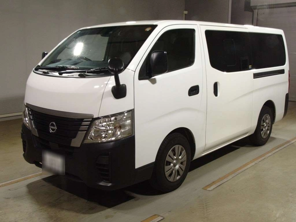 Nissan Caravan  с аукциона в Японии