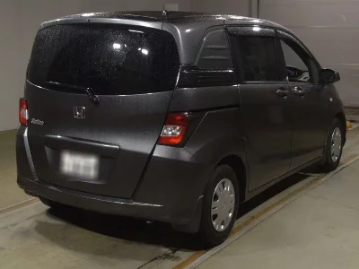 HONDA FREED SPIKE