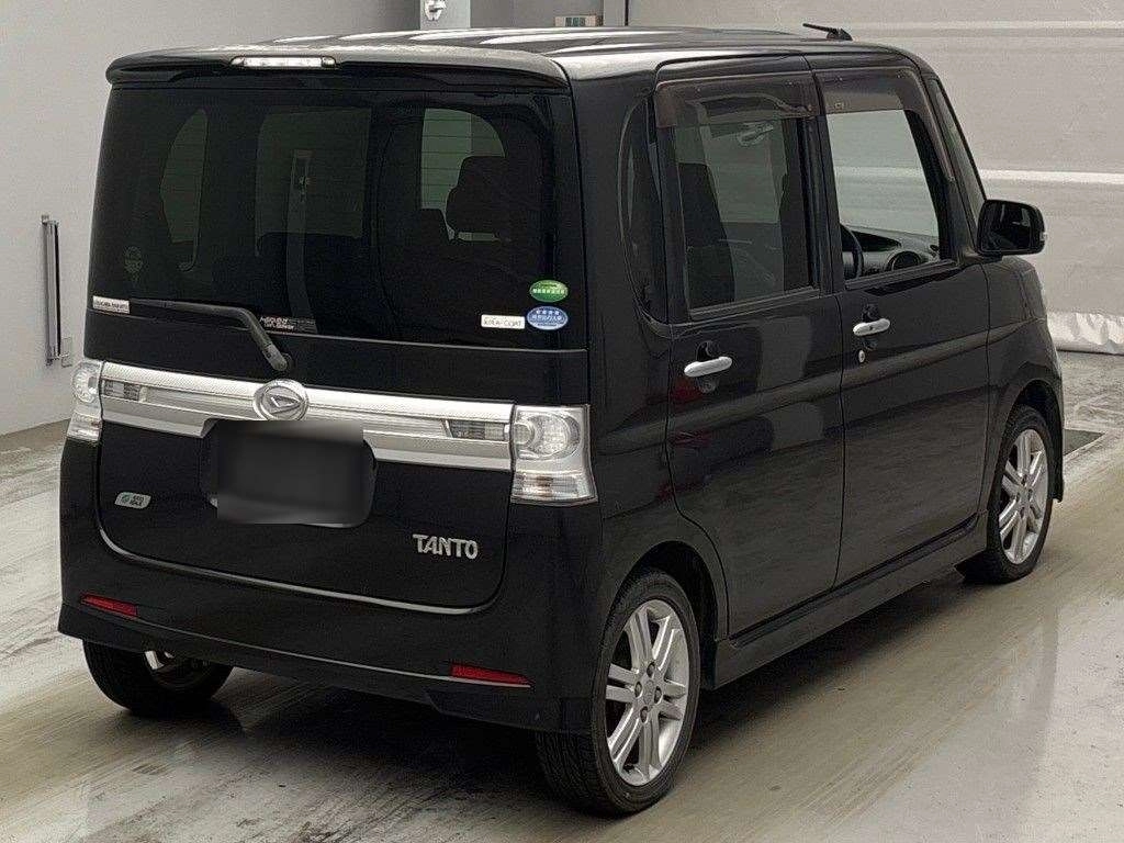Daihatsu Tanto  с аукциона в Японии