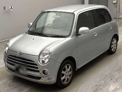 Daihatsu Mira Gino
