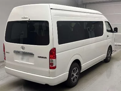 Toyota HIACE WAGON