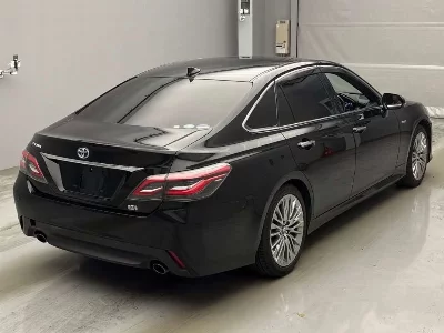 Toyota CROWN HYBRID