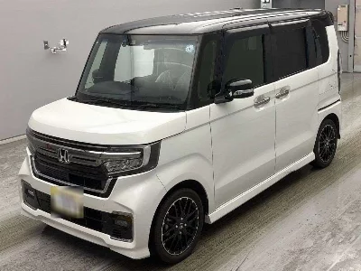 Honda N BOX CUSTOM