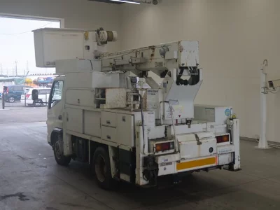 MITSUBISHI CANTER